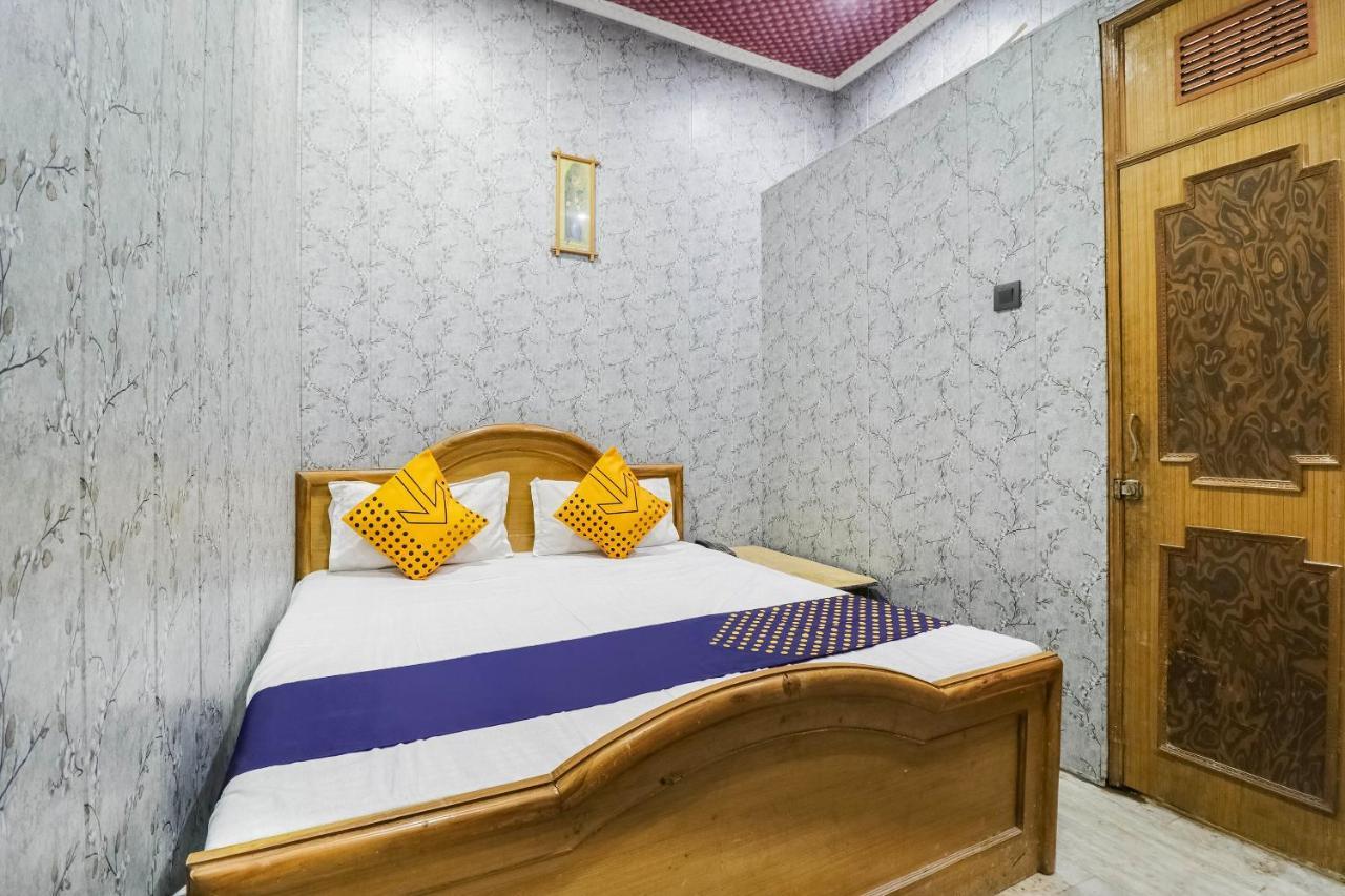 لاكناو Spot On 65416 Hotel Classic المظهر الخارجي الصورة
